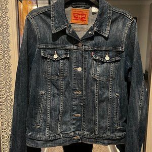 Women's Levi's Denim Trucker Jacket Denim Blue with 4 Pockets